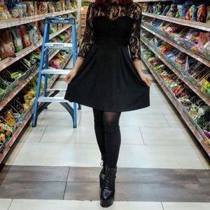 Goth feminine black lace XS dress